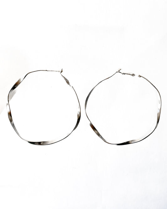 TWISTED HOOPS