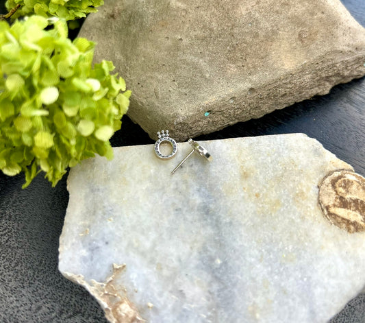 PINEAPPLE LOGO STUDS