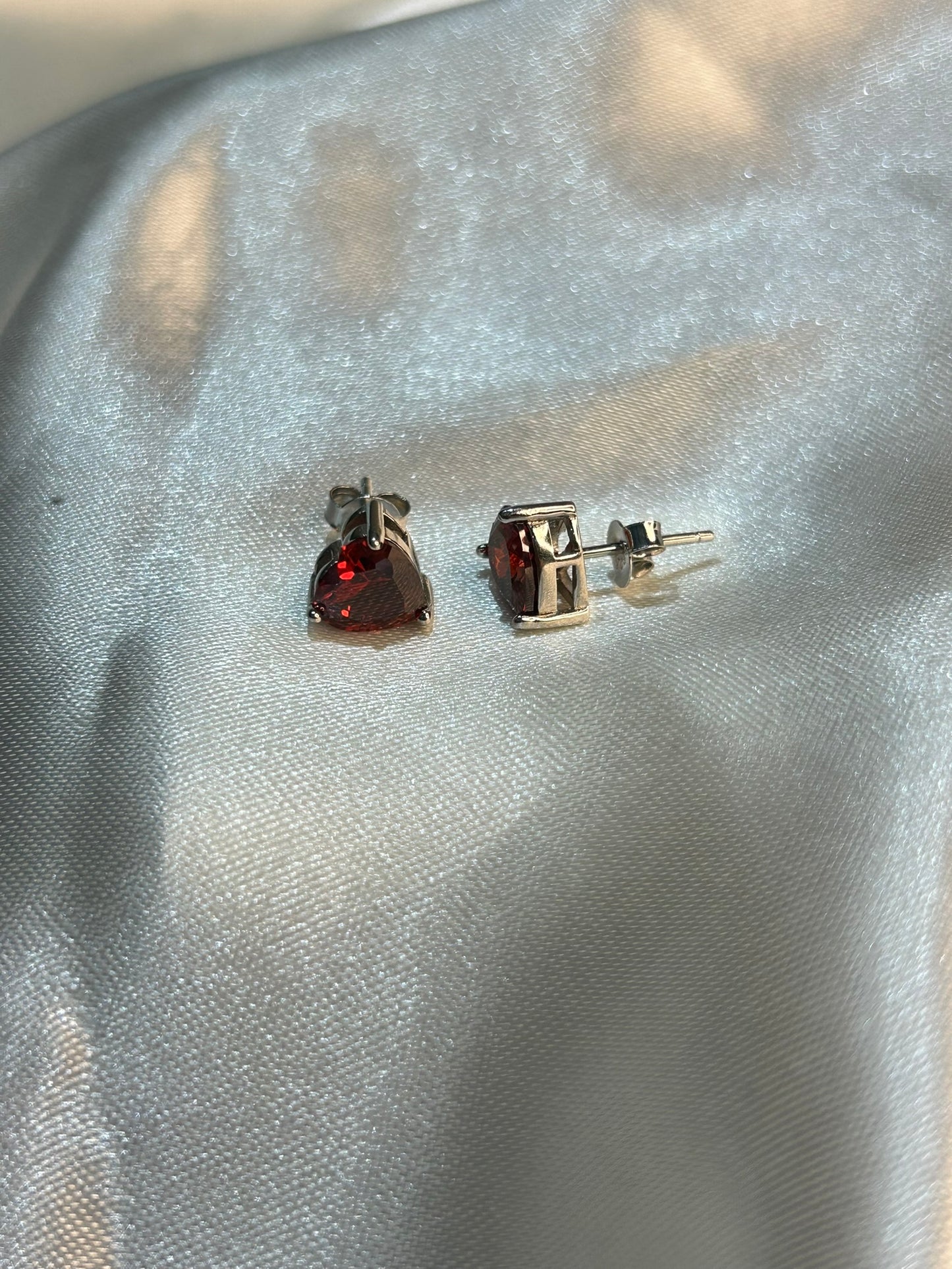 HEART STUDS