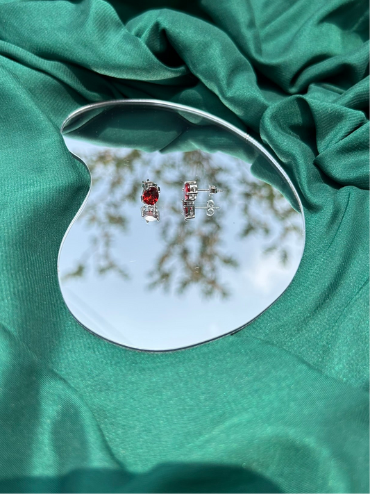 SCARLET OVAL STUDS