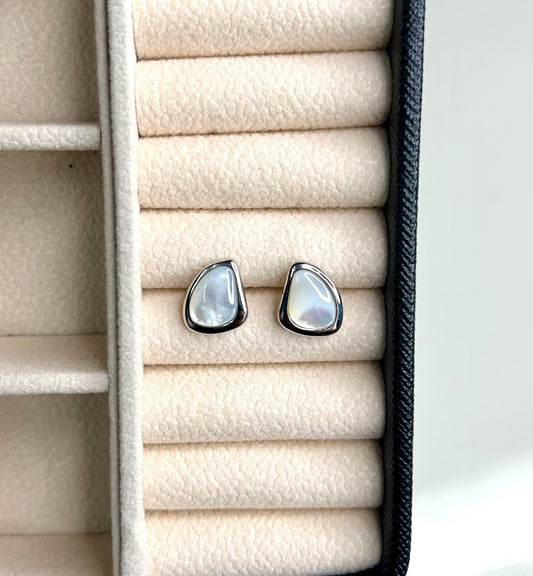 OPAL WHISPER STUDS