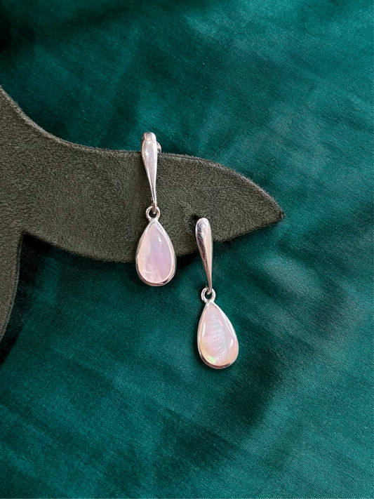 PEARL DROP EARRINGS