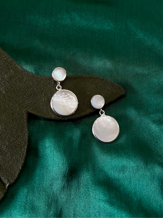 LUNA PEARL EARRINGS
